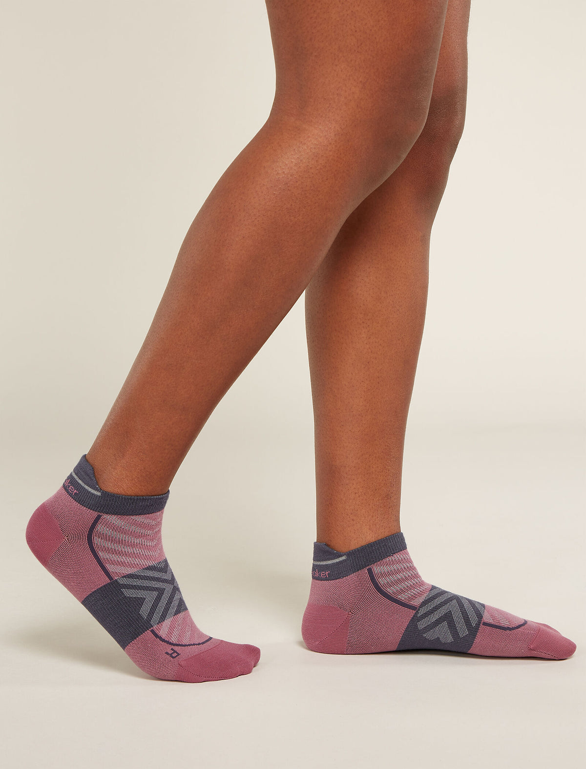 Women's Merino Run+ Ultralight Micro Socks Deco/Graphite - 2