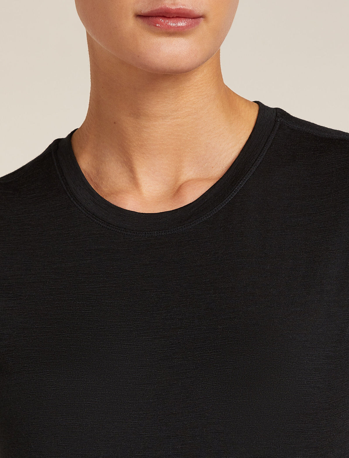 Women's 150 MerinoFine™ Ace Short Sleeve T-Shirt Black - 6