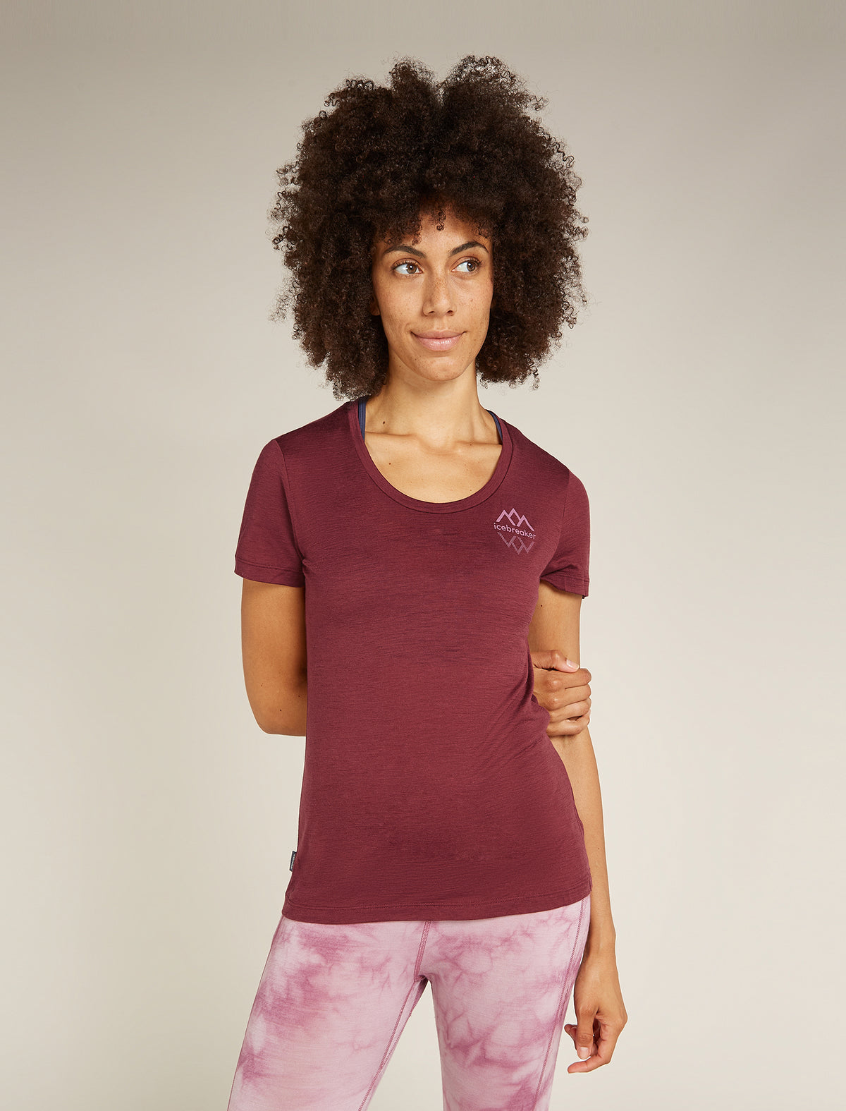 Women's Merino 150 Tech Lite Short Sleeve Scoop T-Shirt Icebreaker Logo Reflections  - 1