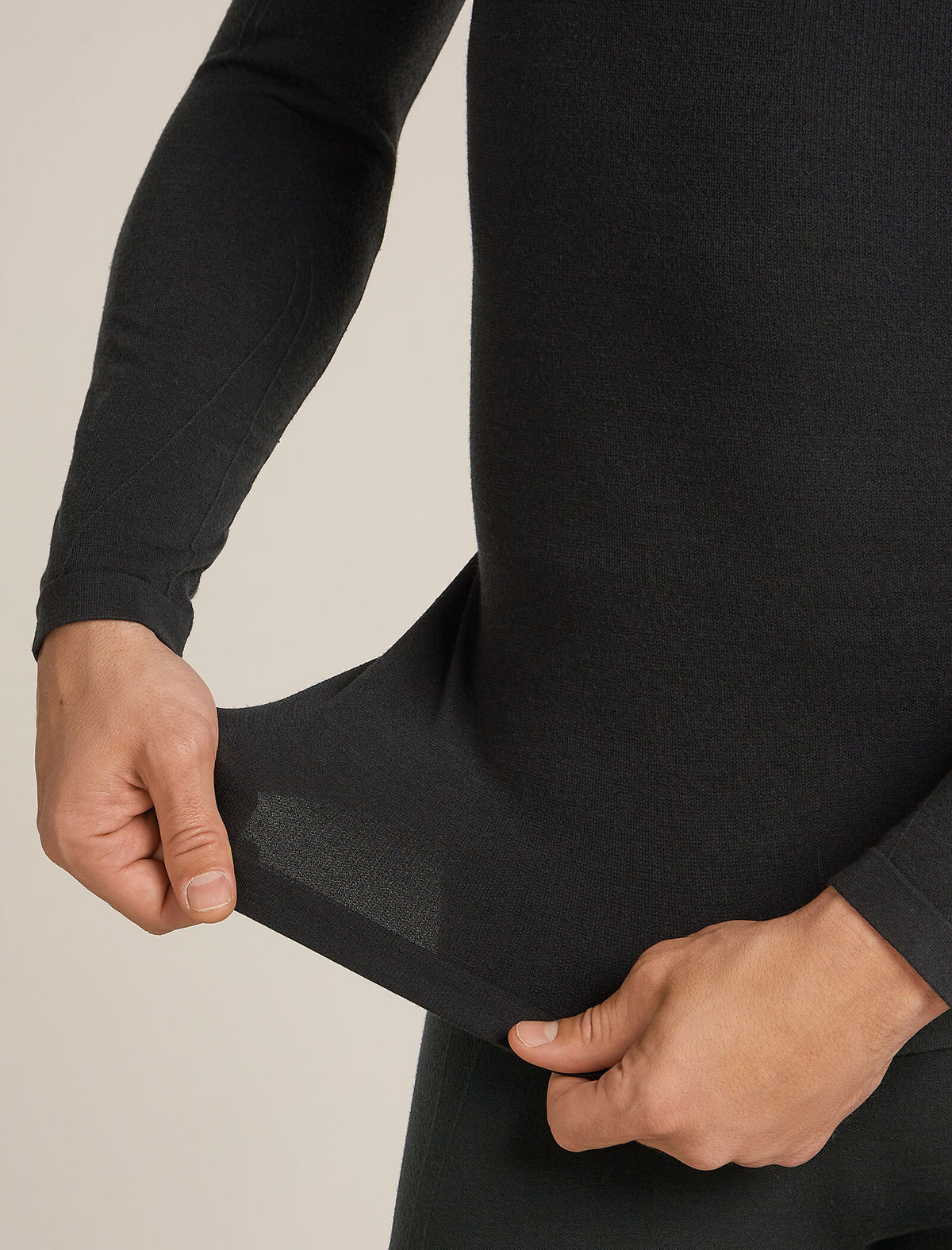 Men's Merino Blend 260 ZoneKnit™ Seamless  Long Sleeve Crewe Thermal Top Black - 6