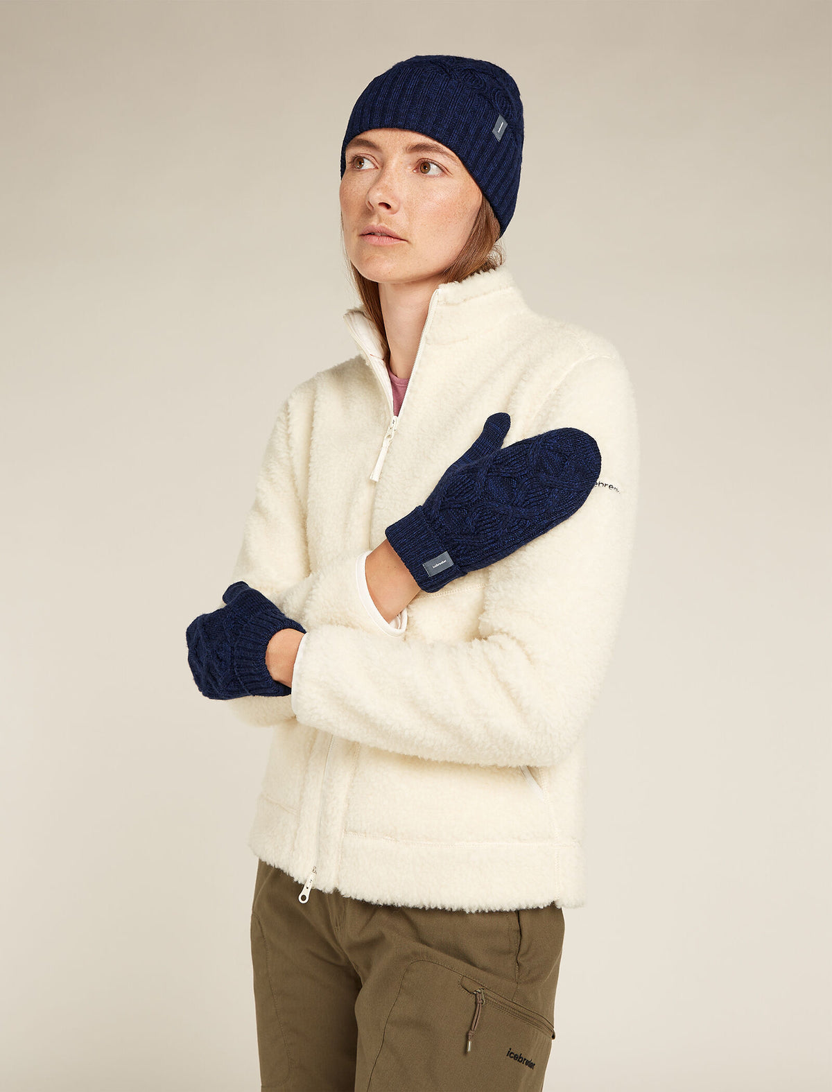 Unisex Merino Cable Knit Mittens  - 2