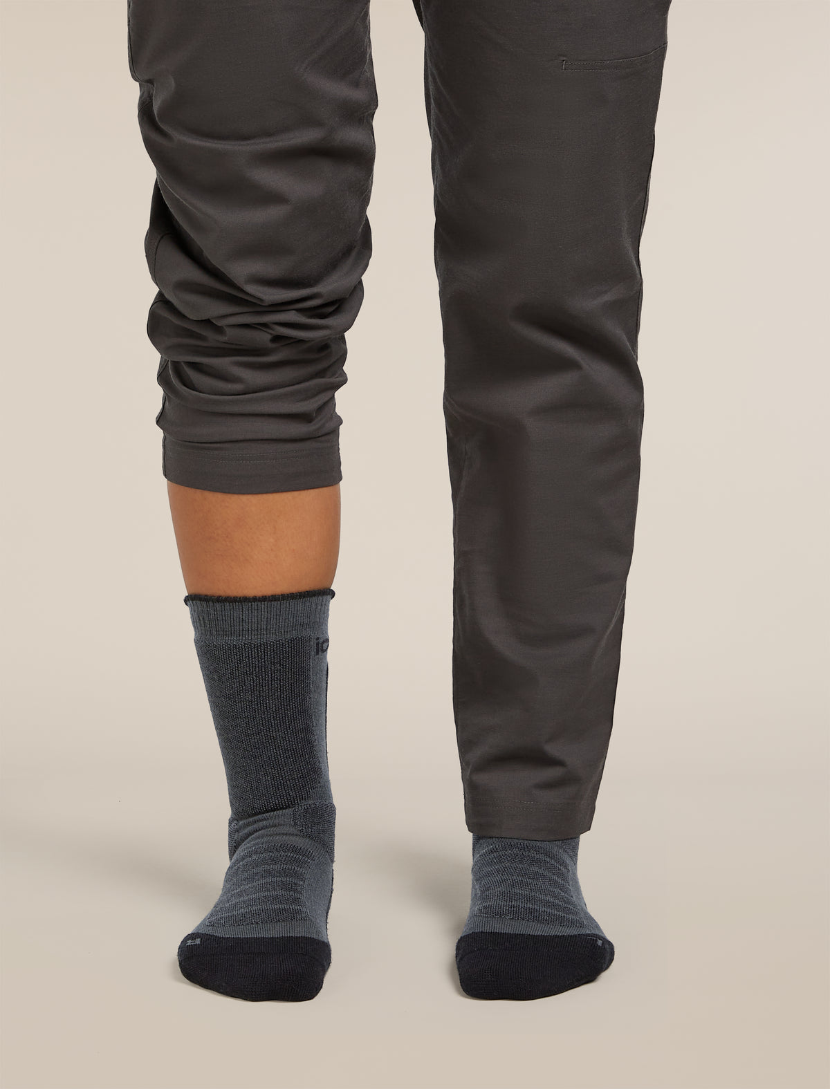 Women's Merino Hike+ Heavy Crew Socks Obsidian/Black - 4