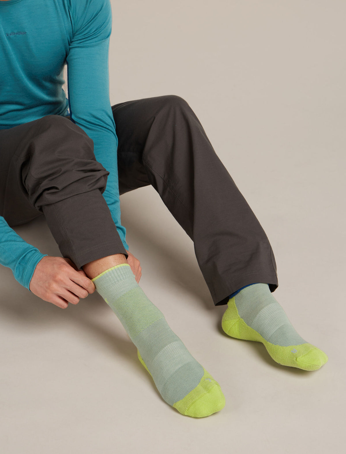 Men's Merino Hike+ Medium Crew Socks Seaglass/Peridot - 2
