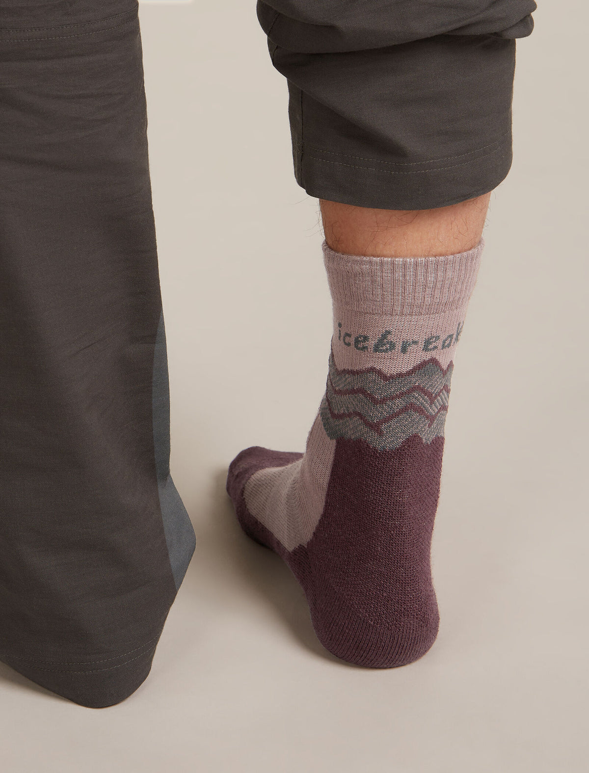 Men's Merino Hike+ Medium Crew Socks Across the Peaks Summit/Java/Obsidian - 1