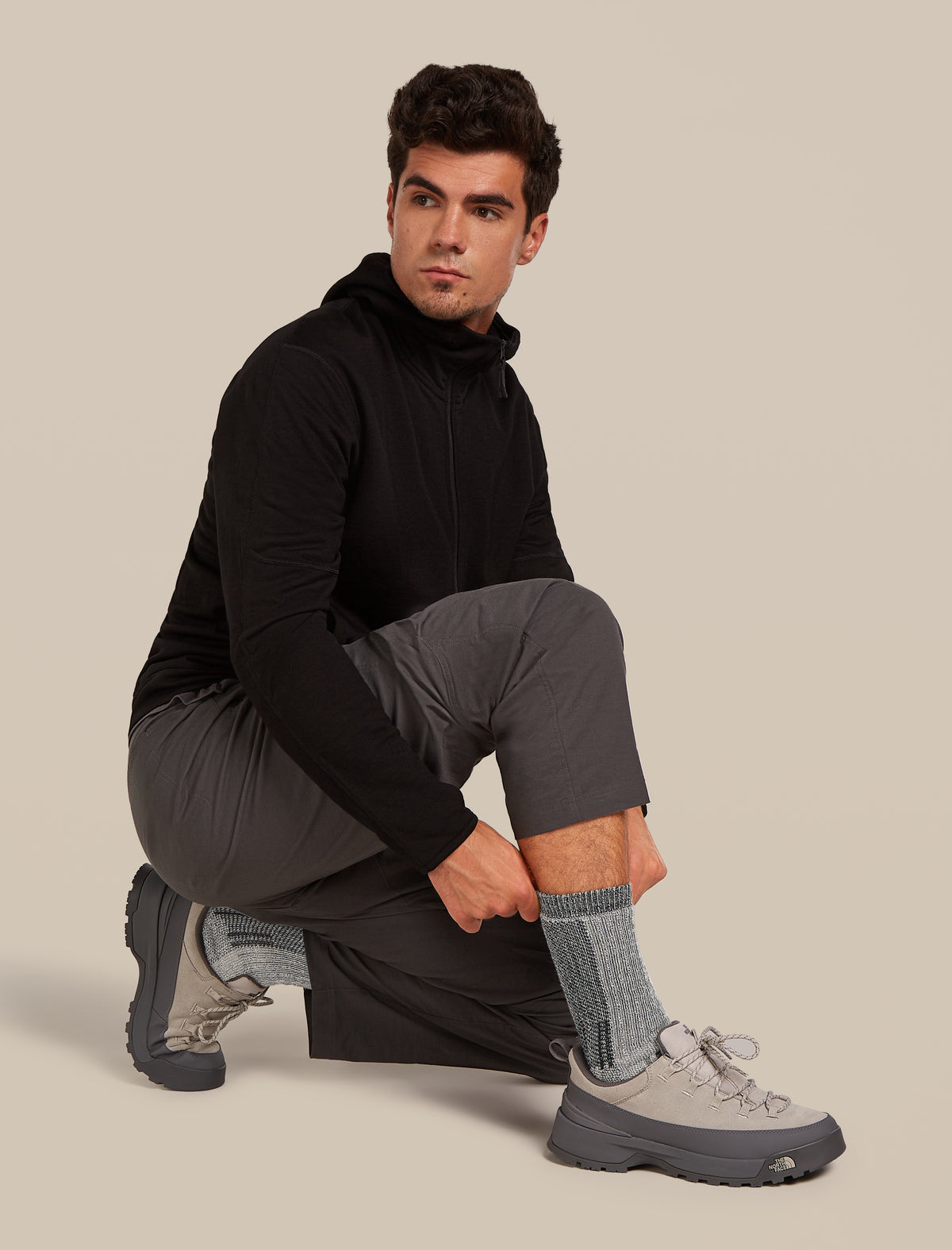 Men's Merino Hike+ Mountaineer Mid Calf Socks Jet Heather/Black - 2