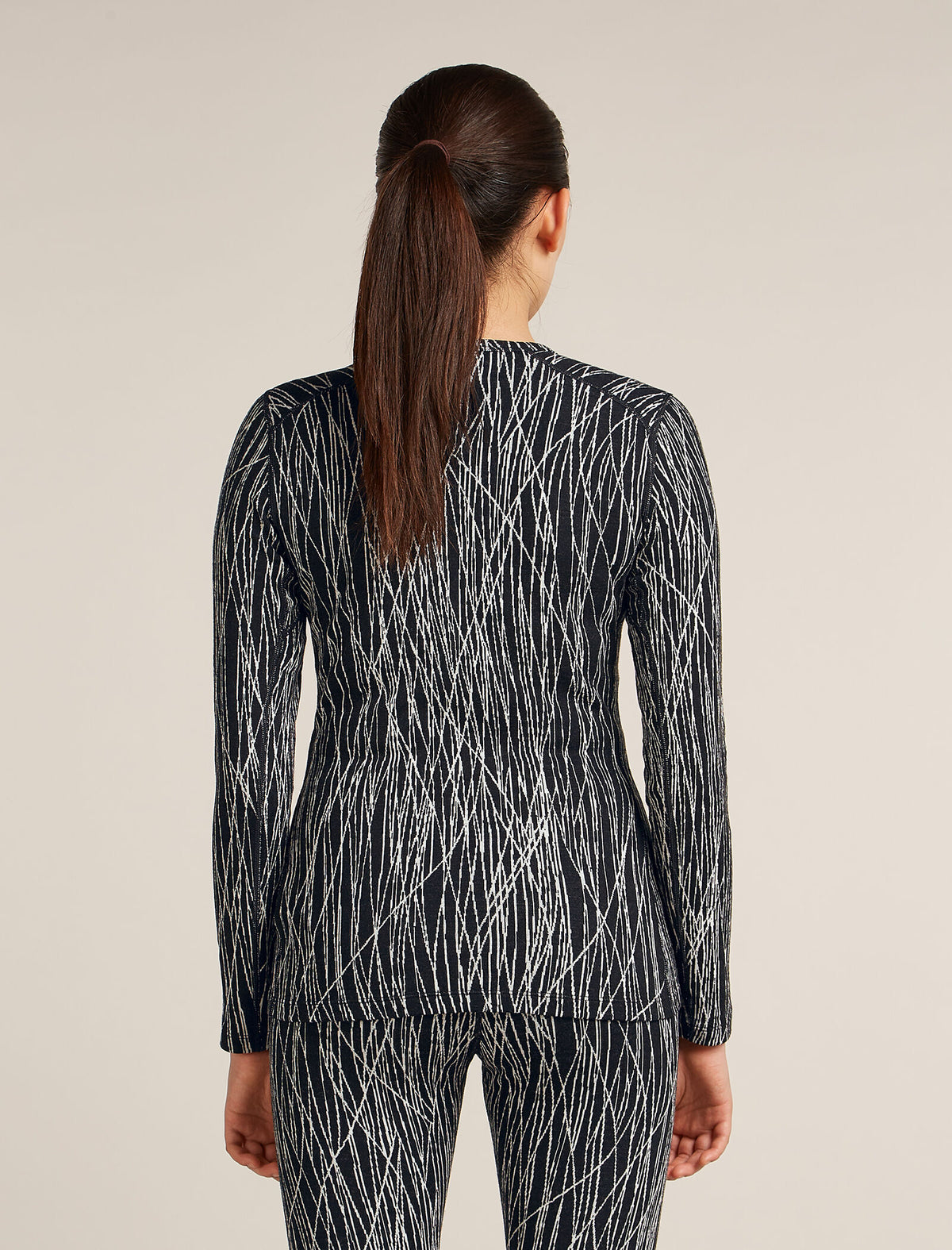 Women's Merino 260 Tech Vertex Long Sleeve Crewe Thermal Top Delta Lines Black/Snow - 2