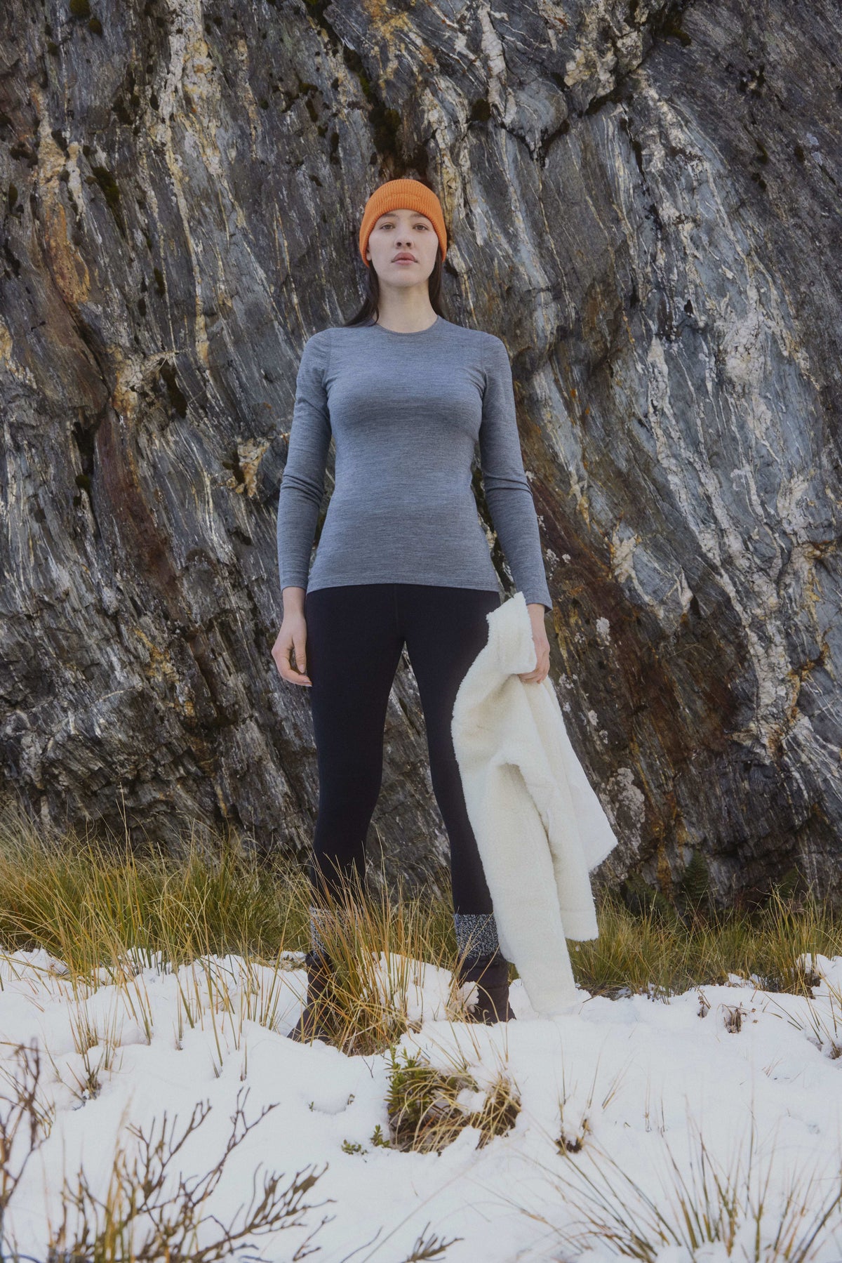 Women's Merino 200 Oasis Long Sleeve Crewe Thermal Top Gritstone Heather - 11