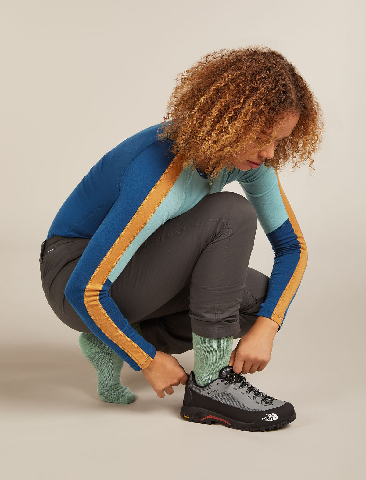 Women's Merino Hike Medium Crew Socks Seaglass/Topaz - 1