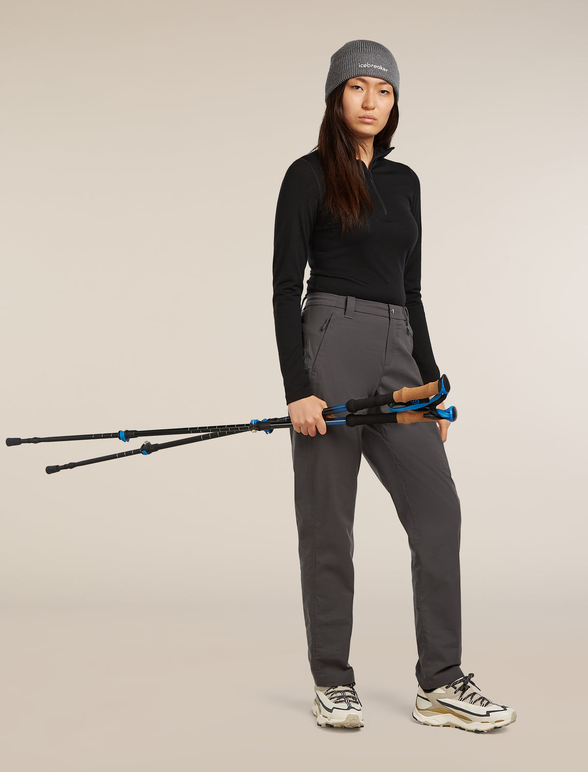 Women's Merino 200 Oasis Long Sleeve Half Zip Thermal Top Black - 4